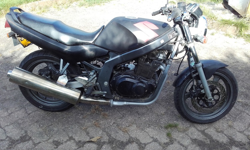 suzuki 500 gse.jpg